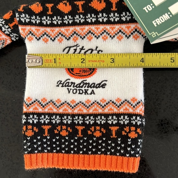 Tito’s sweater mini for bottle or cup maybe chihuahua? Dog theme lit of three - Picture 7 of 12